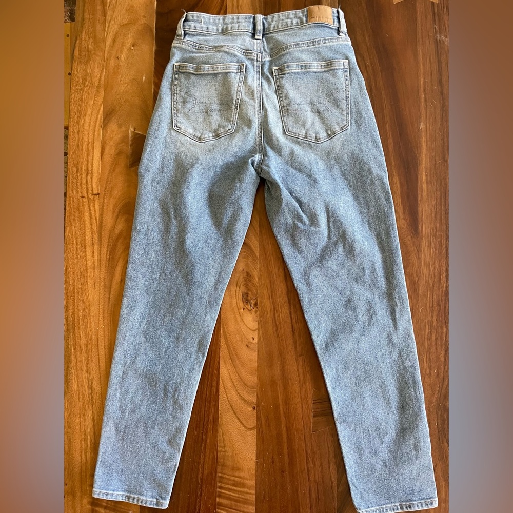 American Eagle stretch mom jean size 4 regular